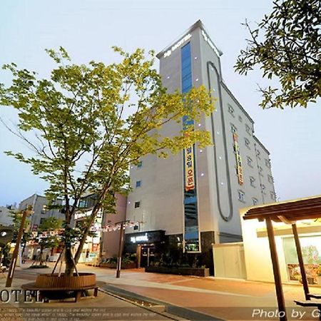 Yeosu Mj Motel Εξωτερικό φωτογραφία